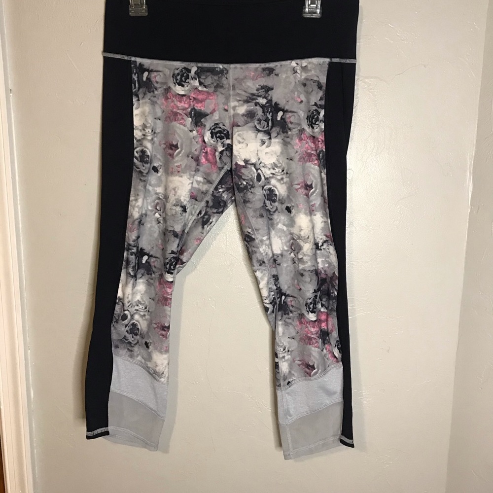 Lululemon Cropped Leggings